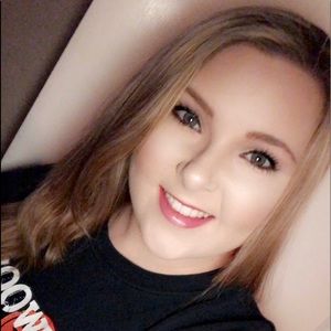 Meet your Posher, Katlyn